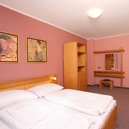 Hotel Trend Plzeň Quarto foto