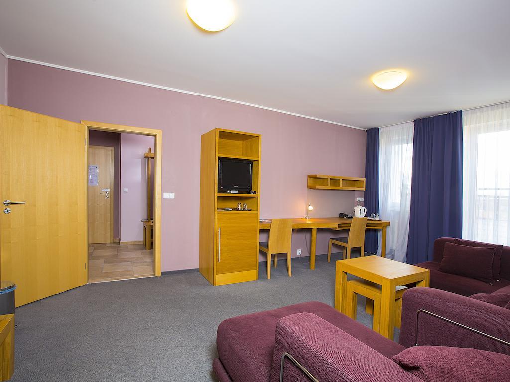 Hotel Trend Plzeň Exterior foto